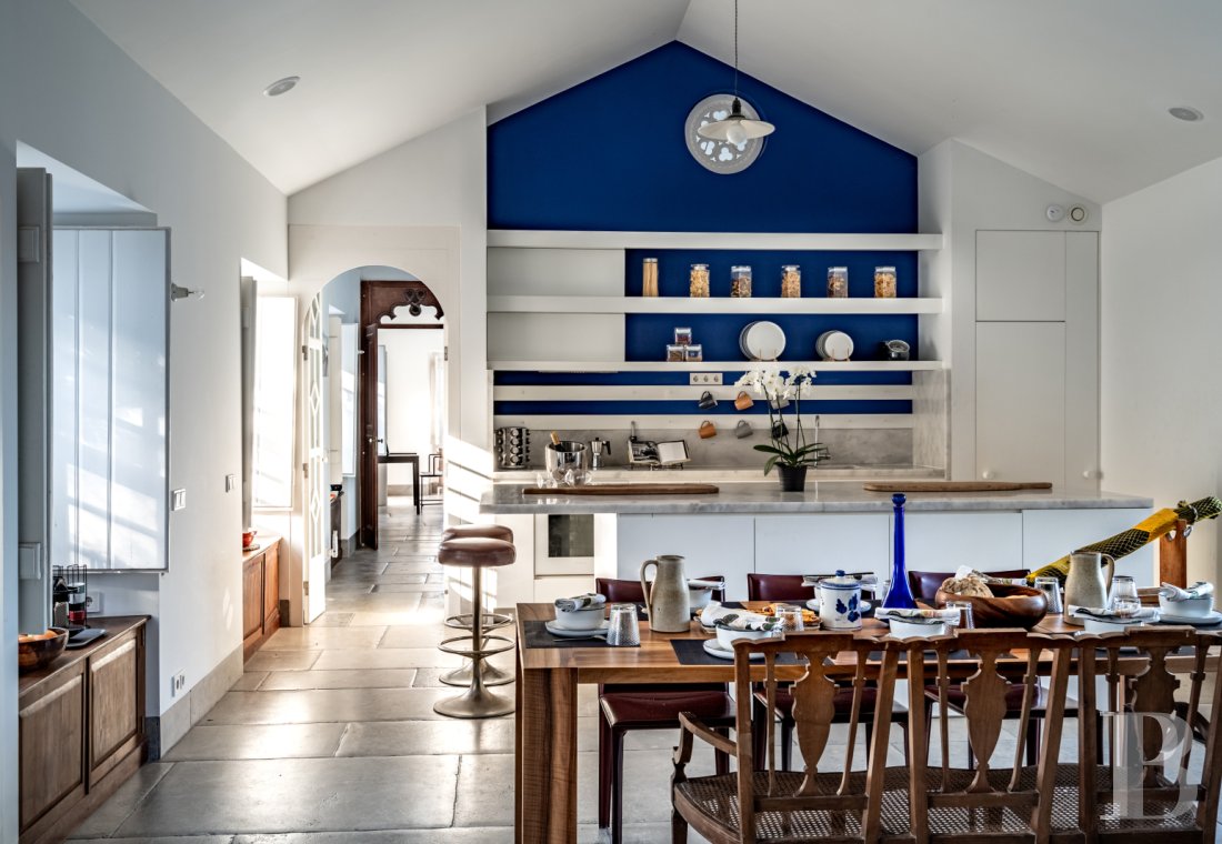 A proximité de Lisbonne, à l’entrée du parc naturel de Sintra-Cascais, une maison de village avec jardin, terrasses et patios - photo  n°13